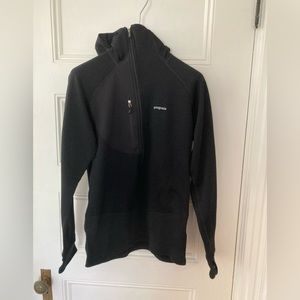 Patagonia R1 hoody 1/2 zip pullover size small waffle insulation